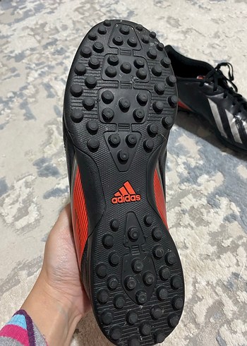Orjınal Adidas halı saha ayakkabısı - Görsel 4