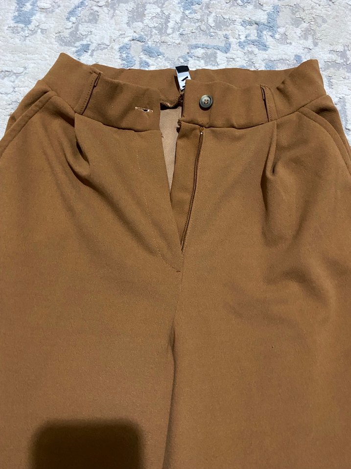 Kahverengi Parlak Kadın Midi Kumaş Pantolon - Görsel 3