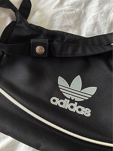  Beden Adidas Vintage Y2k Baget Çanta