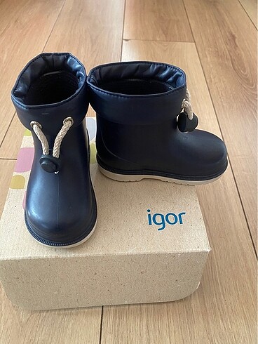 Igor Igor bot numara 22