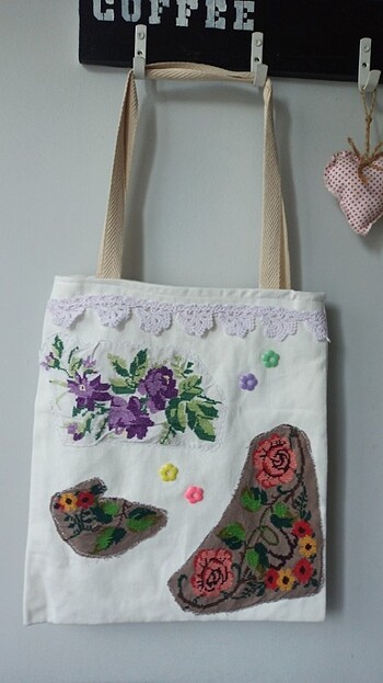 Tote bag