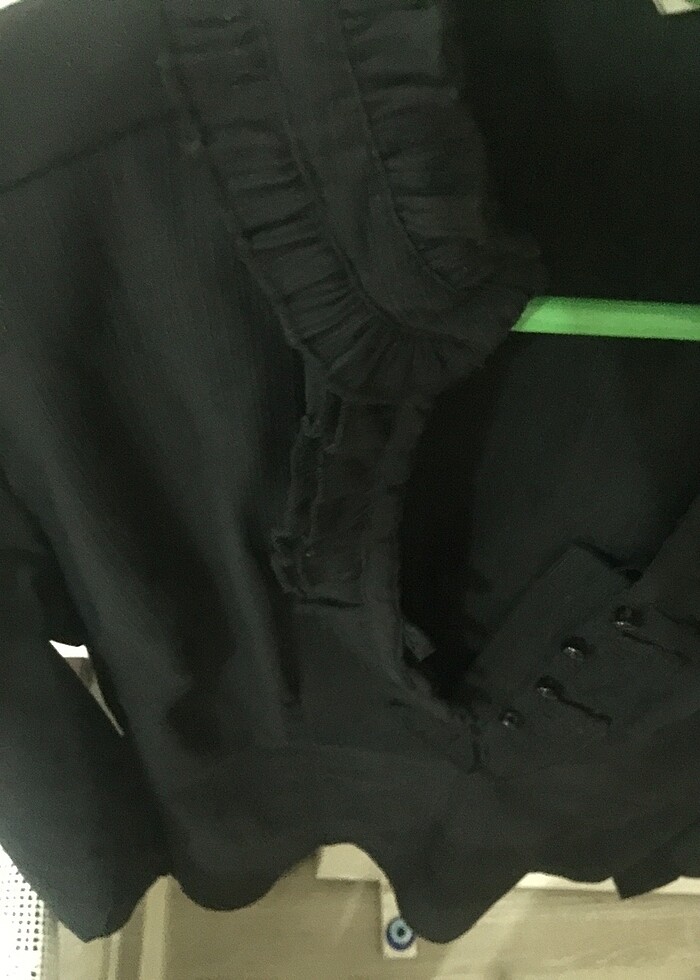 Siyah gömlek - Görsel 3