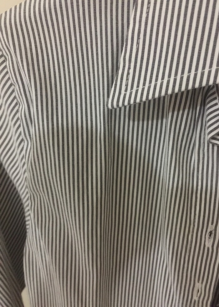 Çizgili gömlek - Görsel 3
