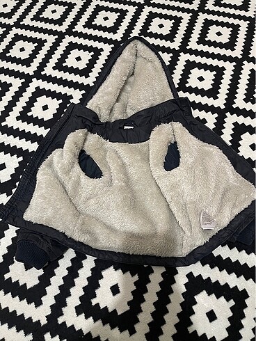 H-M marka siyah mont - Görsel 2