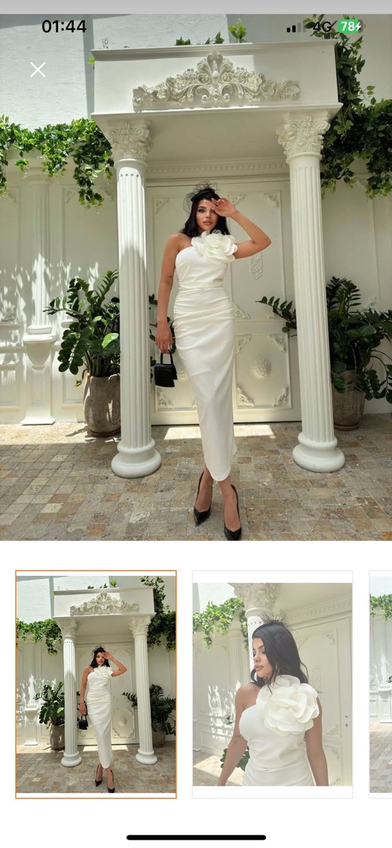 Çiçek Detaylı Mini Straplez Beyaz Gelinlik - Görsel 3