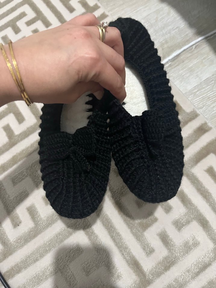 Kadın Siyah Örgü Ev Terliği - Görsel 2