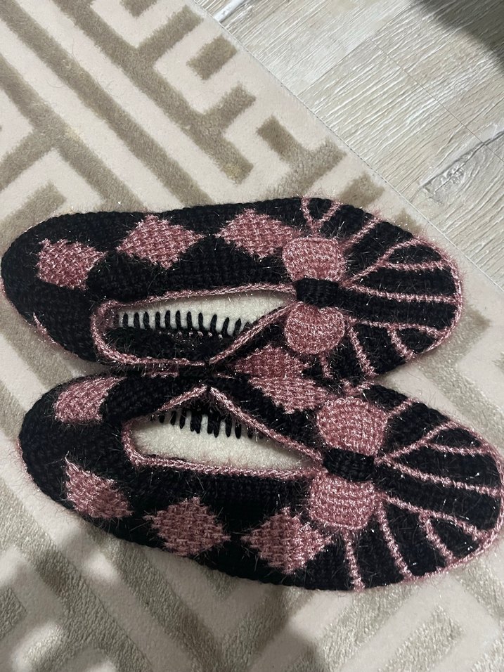 Pembe Nakışlı Örgü Kadın Terlik - Görsel 2