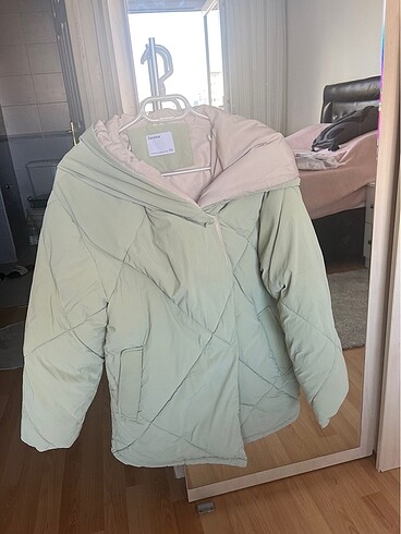 Bershka mont xs