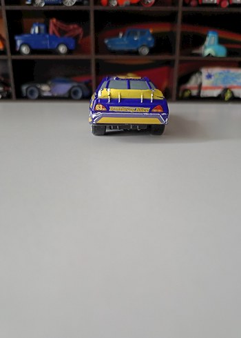 Beden Disney Pixar Cars Lee Revkins