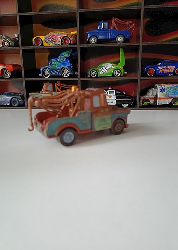  Beden Renk Disney Pixar Cars Tow Mater