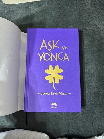  Beden Yabancı Yayınları Aşk ve Yonca ciltli kitap