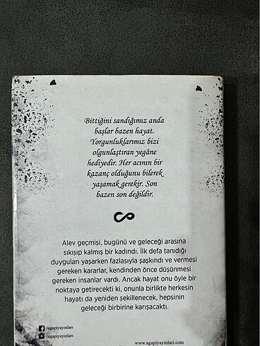 Beden Agapi Yayınları Kelebek Ömrü Kadar Aşk ( C. Fırat İzgi)
