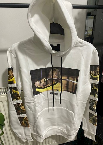 BERSHKA marka Orjinal Ürün
Hoodie kapşonlu
KİLL BİLL BASKILI - Görsel 12