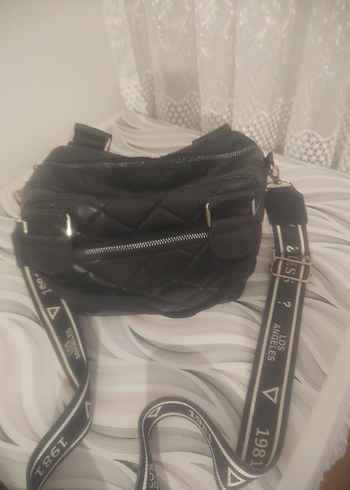 Siyah Deri Tokalı Kadın Çanta - Görsel 3