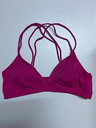 Bralet bikini üstü