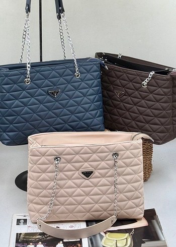 Zincir Detaylı Mavi Kadın Çanta - Görsel 3