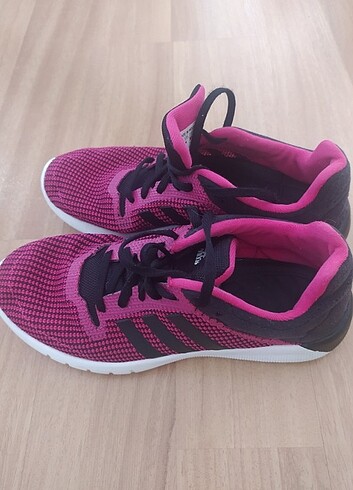 Adidas Spor ayakkabı 