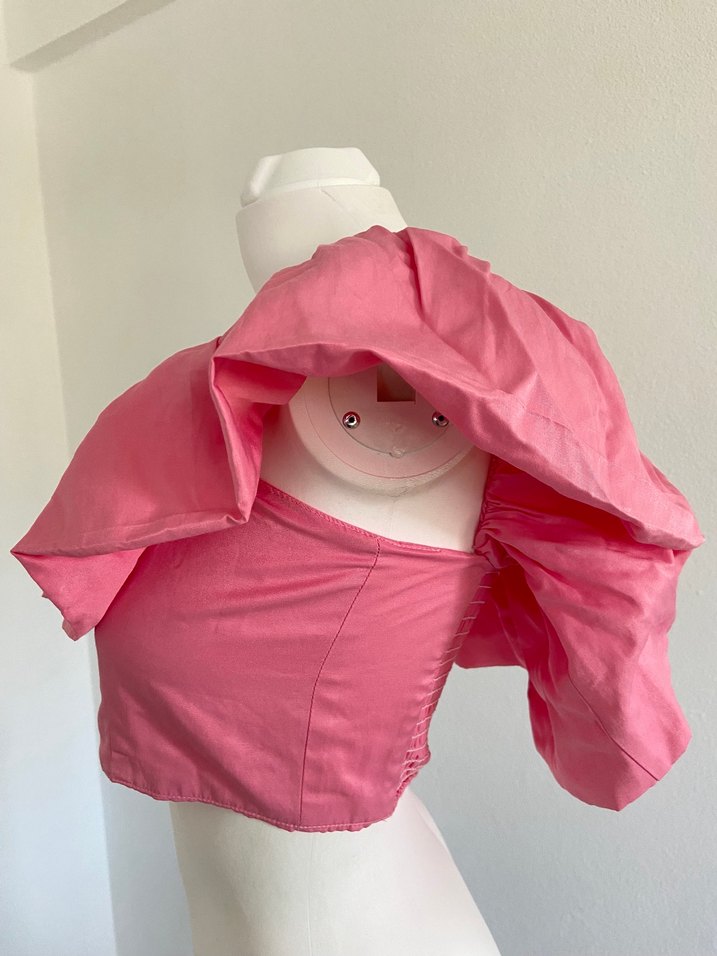 Pembe Fırfırlı Straplez Mini Bluz - Görsel 3