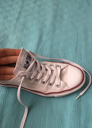 Beyaz Converse 