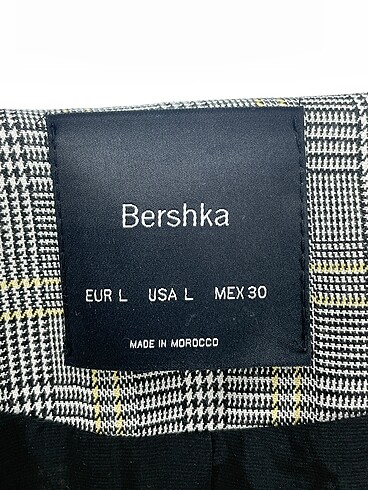 l Beden çeşitli Renk Bershka Blazer %70 İndirimli.