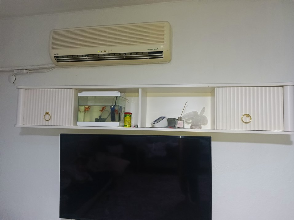 Beyaz Renkli Duvara Monte tv ünite - Görsel 2