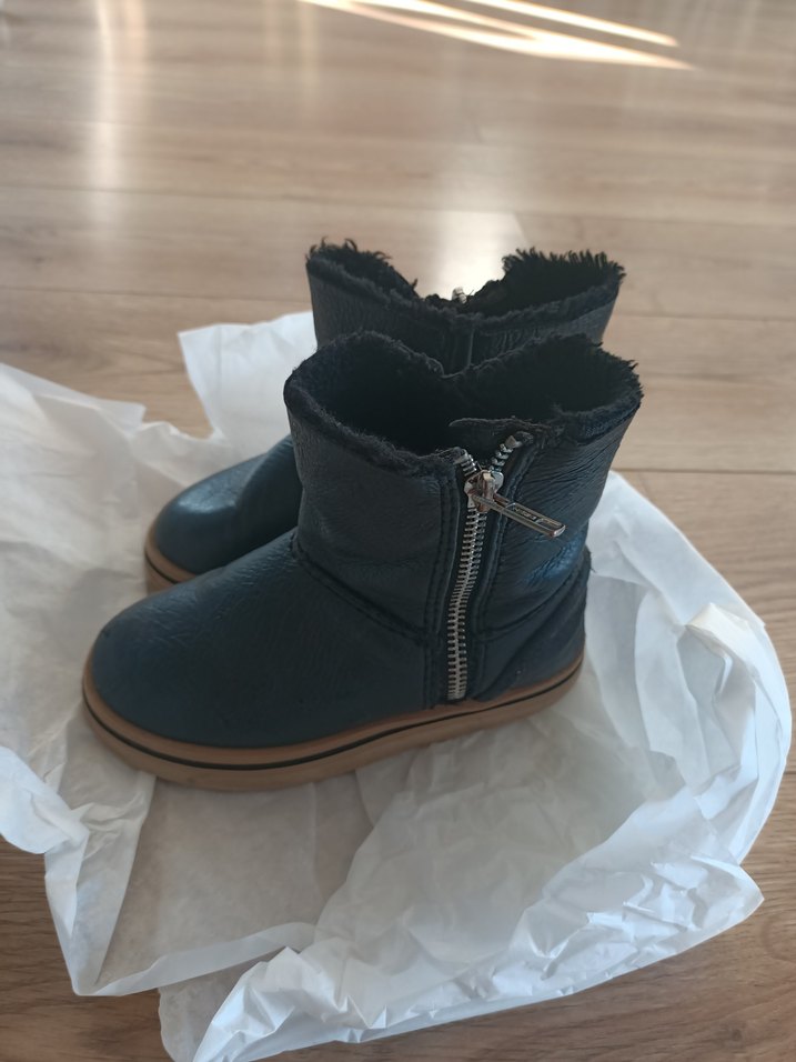 zara içi kürklü siyah fermuarlı bot - Görsel 2