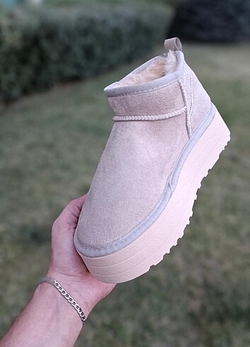 40 Beden UGG ULTRA MİNİ PLATFORM BEJ