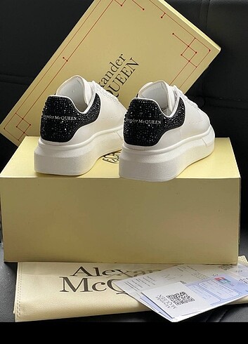 37 Beden ALEXANDER MACQUEN