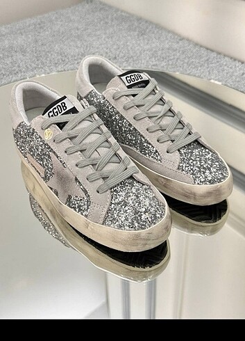 38 Beden gri Renk GOLDEN GOOSE 