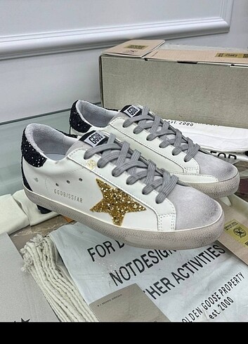 38 Beden beyaz Renk GOLDEN GOOSE DELUXE