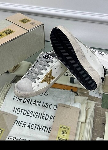 Golden Goose Deluxe GOLDEN GOOSE DELUXE