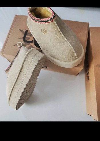 38 Beden UGG TAZZ BEJ