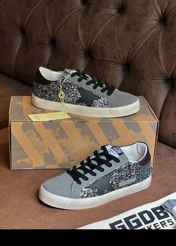 39 Beden GOLDEN GOOSE DELUXE