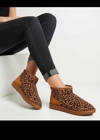39 Beden UGG ULTRAMİNİ LEOPAR