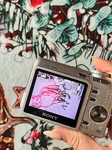 Sony sony cybershot dsc s700