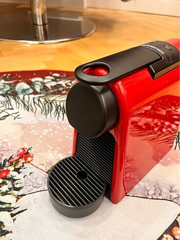 Nespresso kapsül kahve makinesi