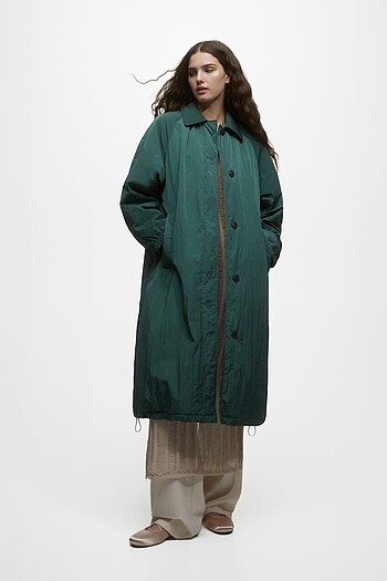 Pull and Bear Trençkot model Mont