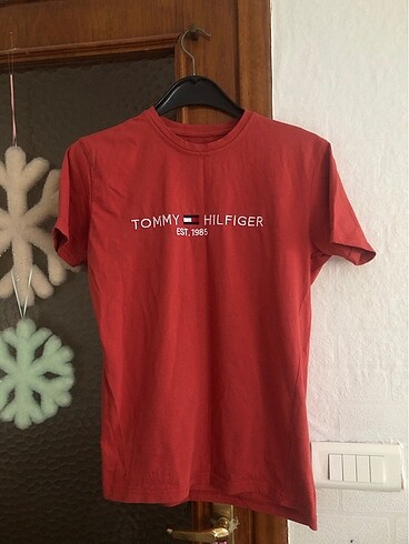 Tommy Tişört