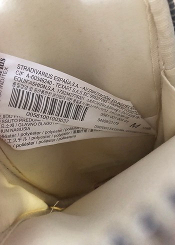 Beden Stradivarius Telefon Çantası