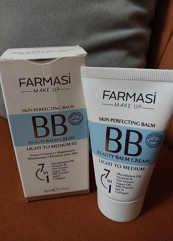 Farmasi Farmasi BB Krem 02 numara