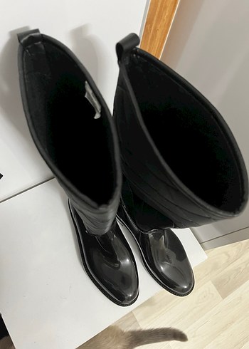 Kadın Siyah Dolgu Topuklu Diz Boyu Bot - Görsel 4