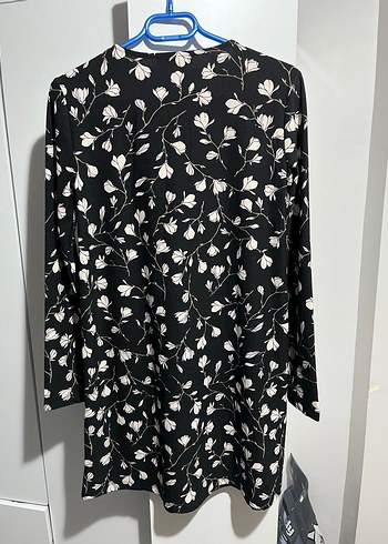 Siyah Çiçek Desenli Uzun Kollu Midi Elbise - Görsel 3