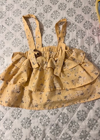 Sarı Nakışlı Fırfırlı Kız Elbisesi - Görsel 3