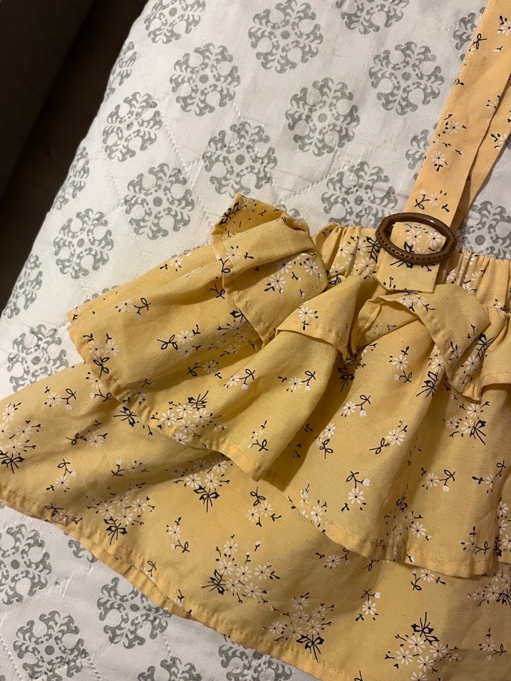 Sarı Nakışlı Fırfırlı Kız Elbisesi - Görsel 4