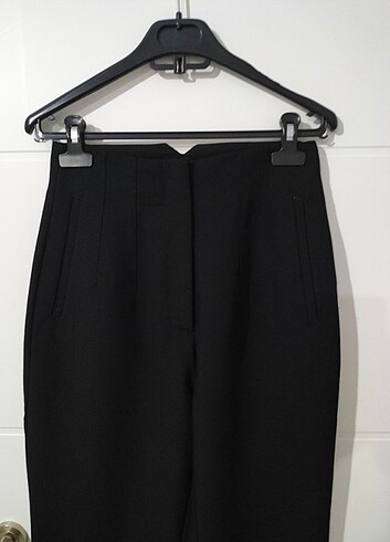 Zara Zara pantolon.