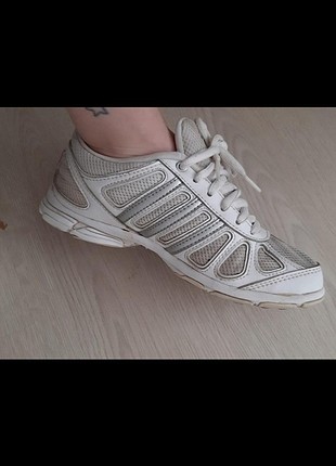 Adidas ayakkabi