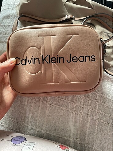 Calvin Klein çanta