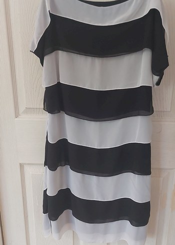 Gri Beyaz Çizgili Midi Kadın Elbise - Görsel 2