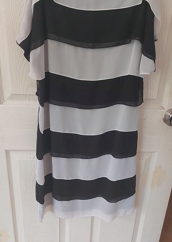 Gri Beyaz Çizgili Midi Kadın Elbise - Görsel 3