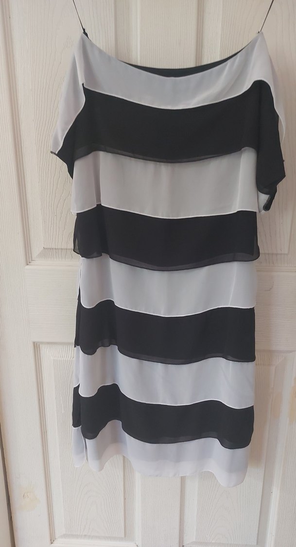 Gri Beyaz Çizgili Midi Kadın Elbise - Görsel 2